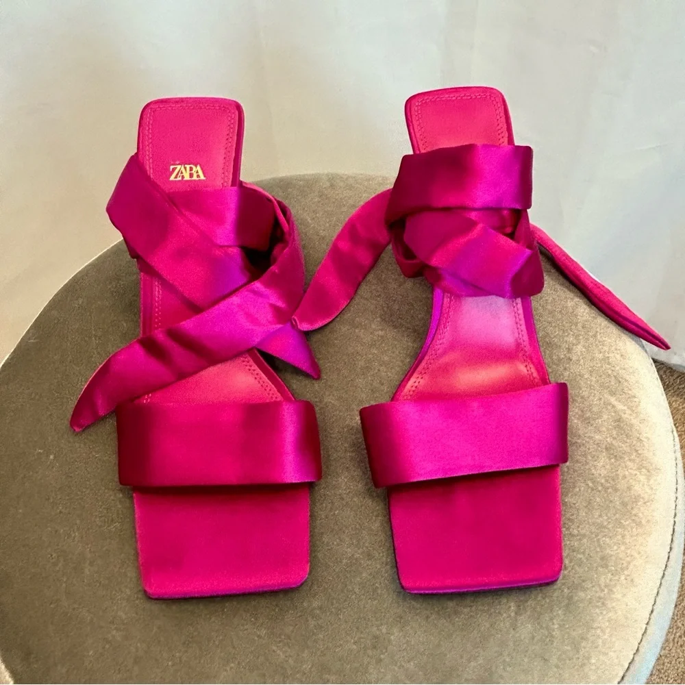 Zara fuchsia hot pink satin ankle-tie heeled sandals square toe Sz 40 open toe - Picture 2 of 9